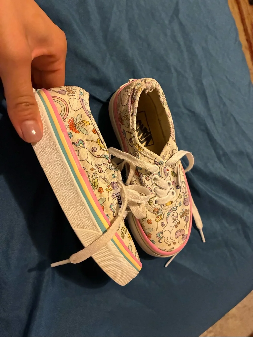 Vans Kids Cream Canvas Sneakers with Pink Trim and Unicorn Print